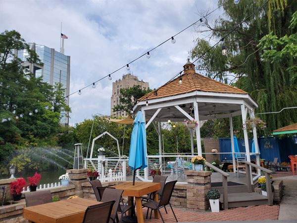 Riverhouse Banquet Center