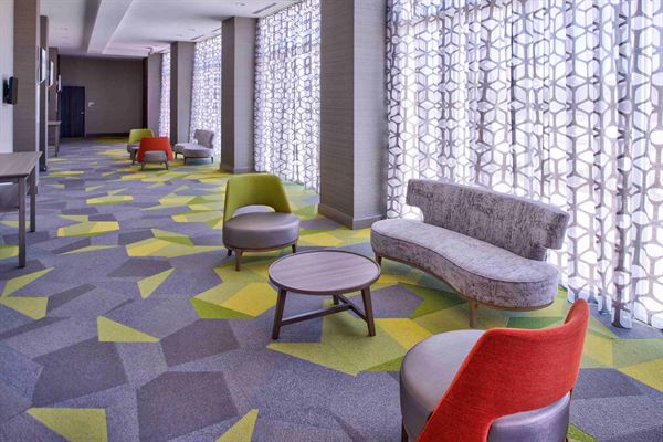 Holiday Inn and Suites Katy Mills