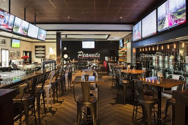 Carriage House Hotel & Conference Centre