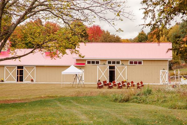 The Barns at Edgemont Inn