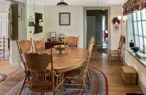 The Soule House & Carriage Barn