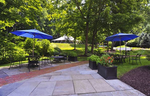 Avon Old Farms Hotel