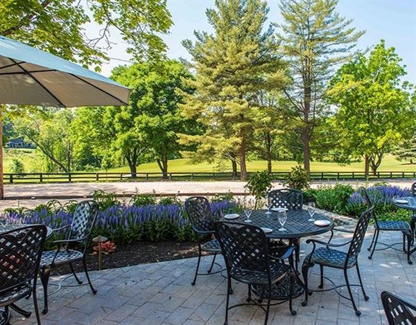 West End Wine Bar & Pub