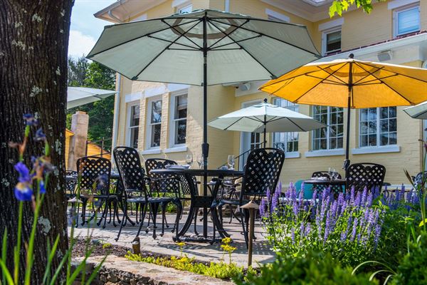 West End Wine Bar & Pub