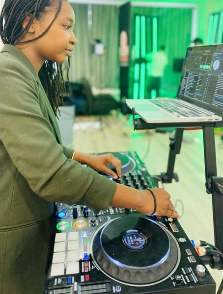 Broadway Gallery New York