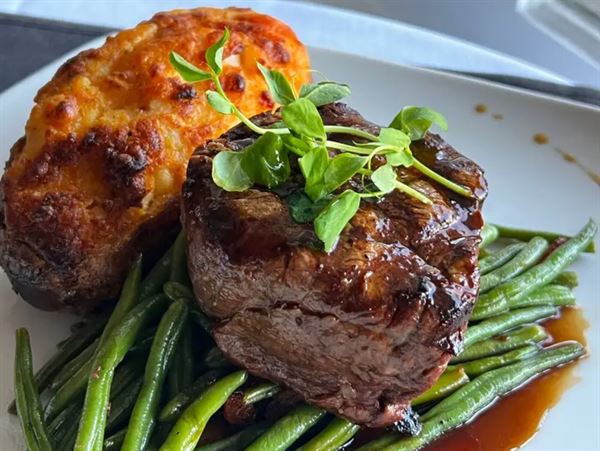 Montague's Restaurant