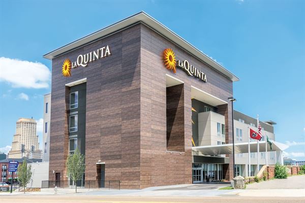 LaQuinta Inn & Suites by Wyndham Memphis Downtown