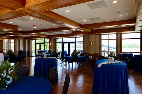 The Anchor Room at Wando River Grill