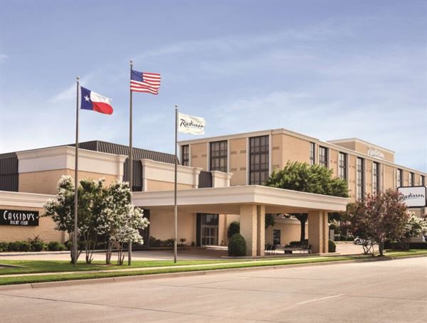 Radisson Fort Worth North at Fossil Creek