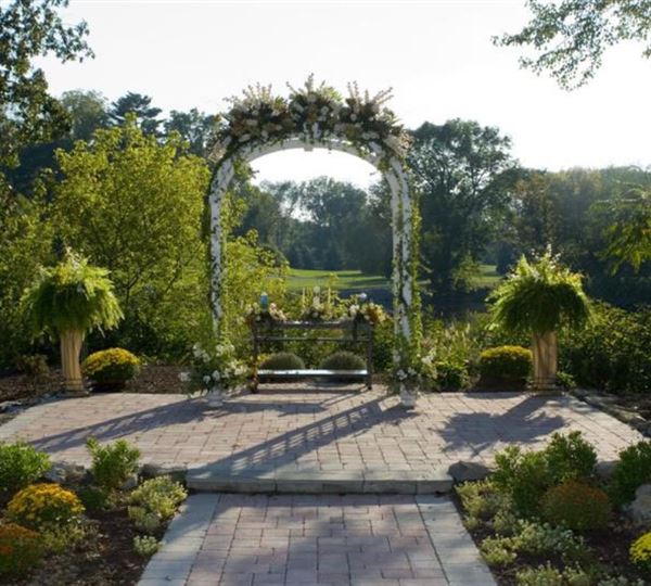 The Club at Twin Lakes