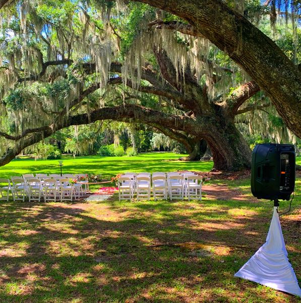 Elite Weddings - Charleston's Best DJ Service + Photobooth + Lighting Package