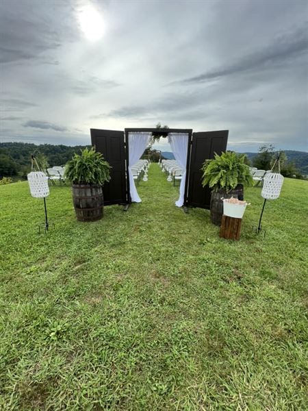 Mountain Meadows At Morris Farm