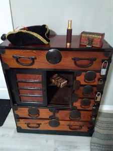 Birthday Party - Pirate Escape room in a chest