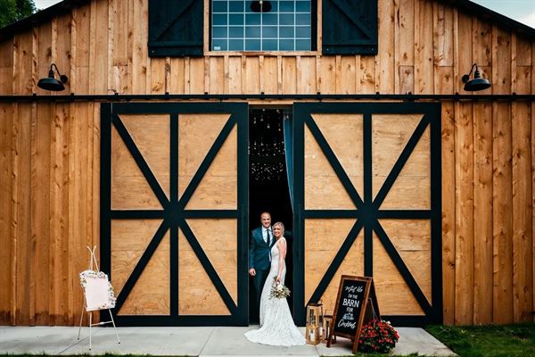 The Rustic Barn at Pleasantly Devine Stables