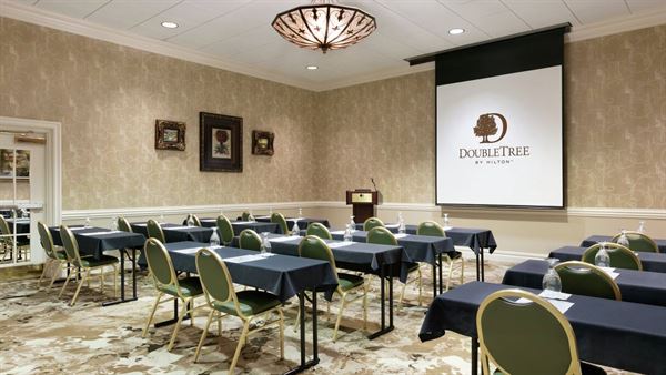 DoubleTree Resort by Hilton Hotel Lancaster