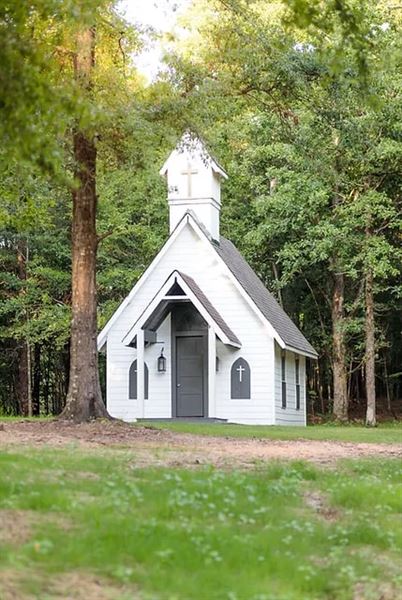 Cross Pointe Venue and Chapel