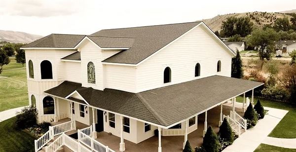 Riverwoods Event Venue