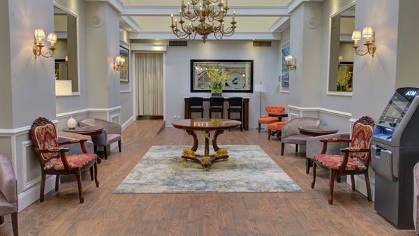 The Roslyn, Tapestry Collection by Hilton