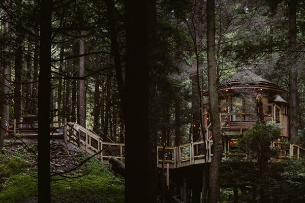 Hocking Hills Treehouse Cabins
