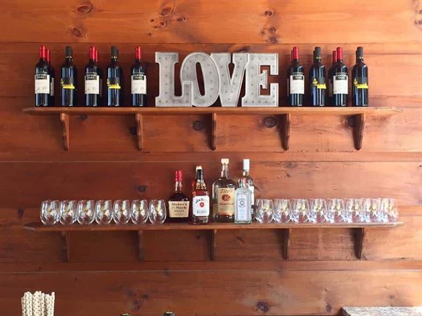 5 Star Lodge and Stables