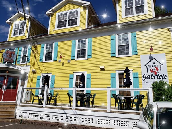 Gabrièle Hotel & Restaurant