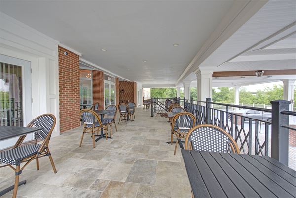 The Roslyn, Tapestry Collection by Hilton