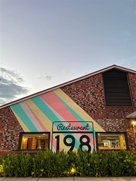 Restaurant 198