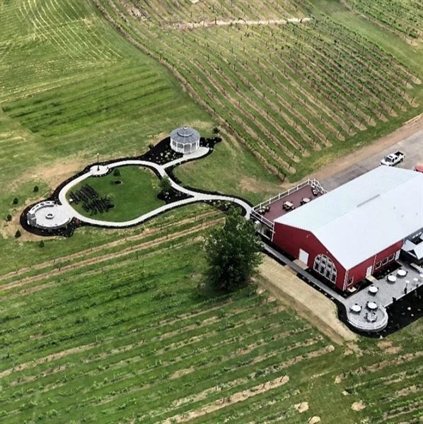 Na zdravie Vineyard and Winery (Weddings)