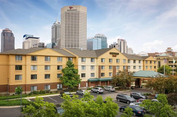 Courtyard Indianapolis at the Capitol