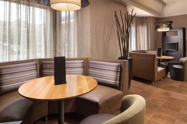 Courtyard Indianapolis at the Capitol