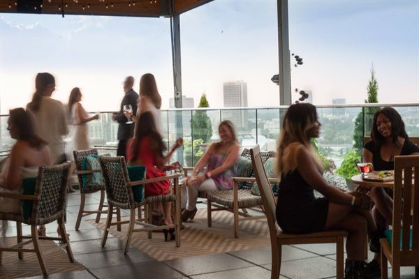 Sky Lounge at The Glenn