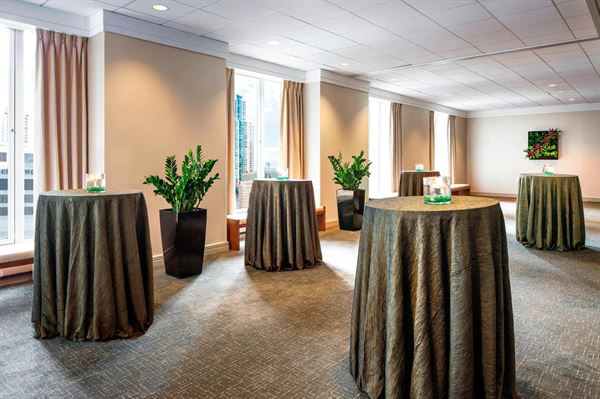 The Westin Michigan Avenue