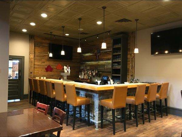 The Slinger Dance Hall @ Town 9 Tap