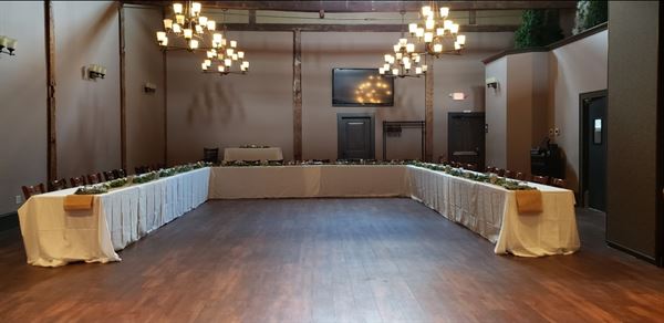 The Slinger Dance Hall @ Town 9 Tap