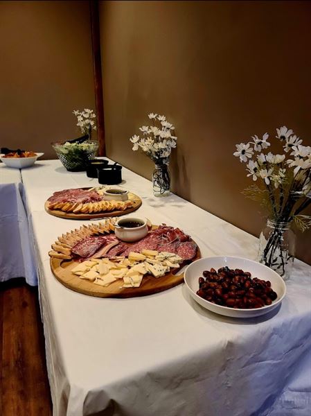 The Slinger Dance Hall @ Town 9 Tap