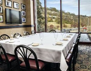 Kentucky Speedway Room