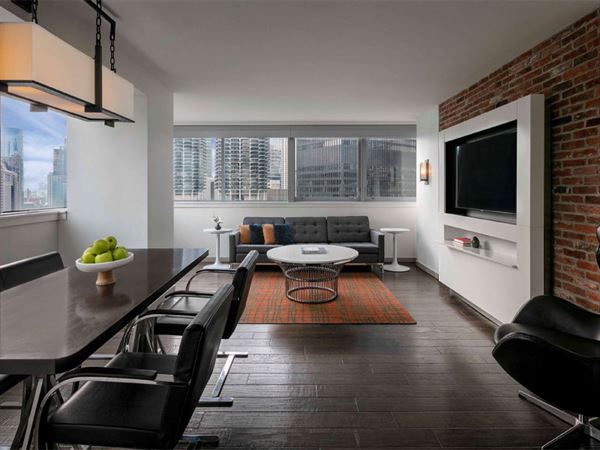 Royal Sonesta Chicago Downtown