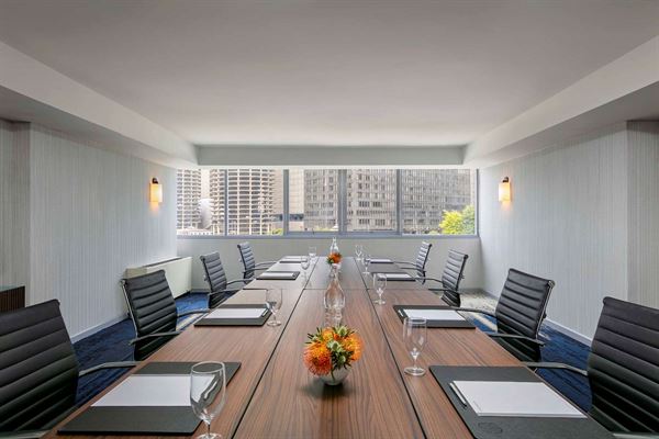 Royal Sonesta Chicago Downtown