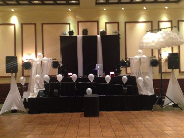 First Class Events: Beach Wedding Specialist