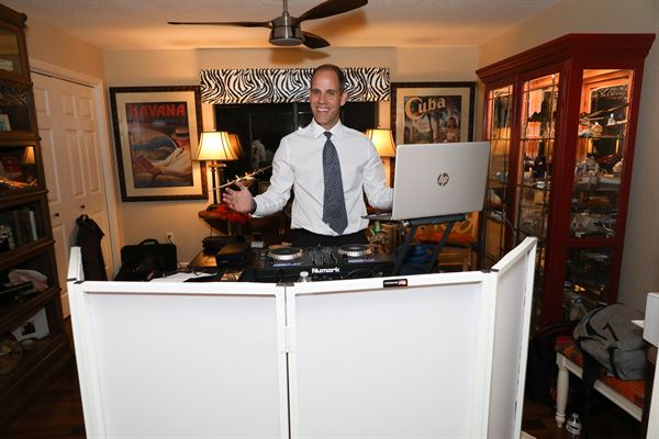 First Class Events: Beach Wedding Specialist