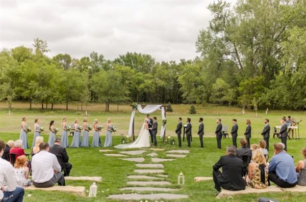 Lone Oak Farm Event Venue LLC