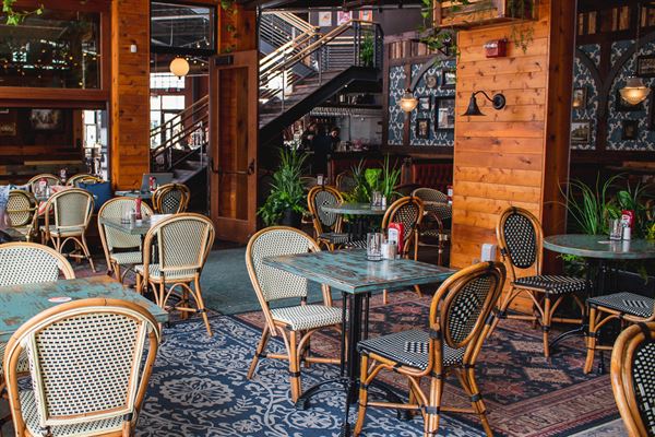 Café Hollander Hilldale