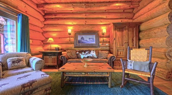 Strawberry Lake Lodge