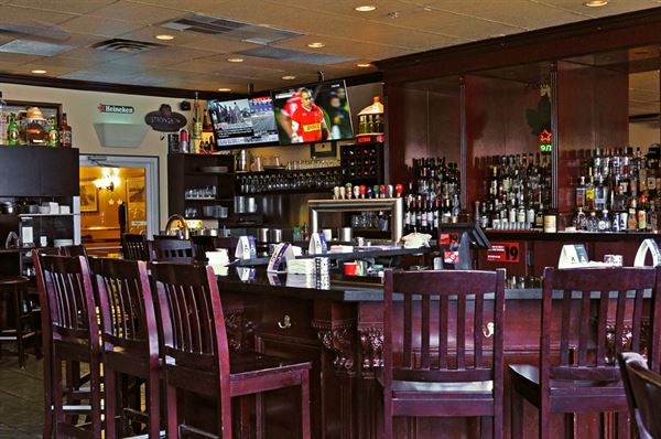 Canadiana Restaurant & Banquet Hall