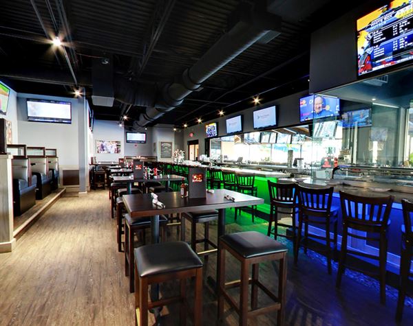 Bokampers Sports Bar & Grill - Fort Lauderdale