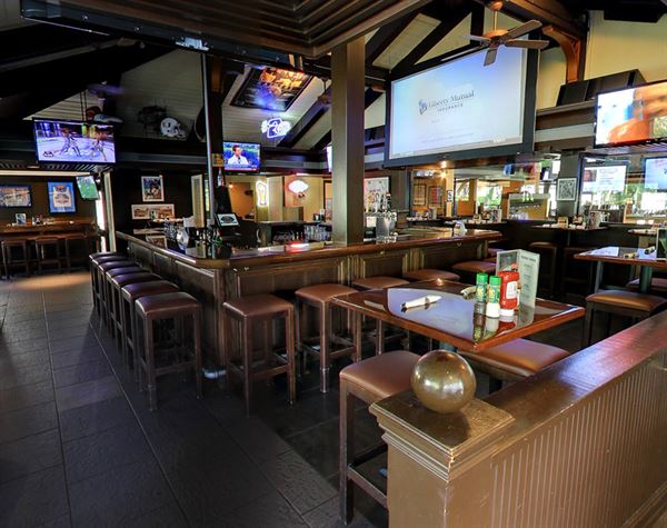 Bokampers Sports Bar & Grill - Plantation