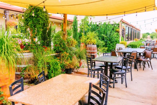 D.H. Lescombes Winery & Bistro - Las Cruces