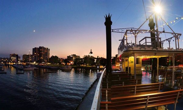 Kingston 1000 Island Cruises and Trolleys