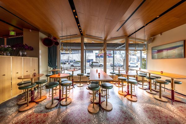 Jackie American Bistro