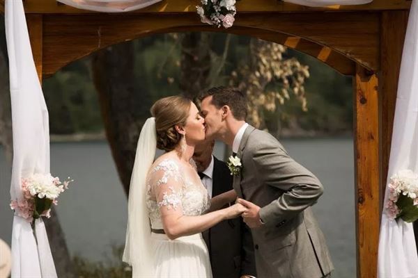 Bayshore Inn Resort & Spa